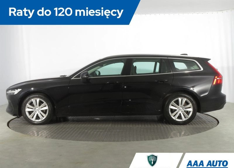 Volvo V60 cena 96000 przebieg: 145172, rok produkcji 2019 z Supraśl małe 254